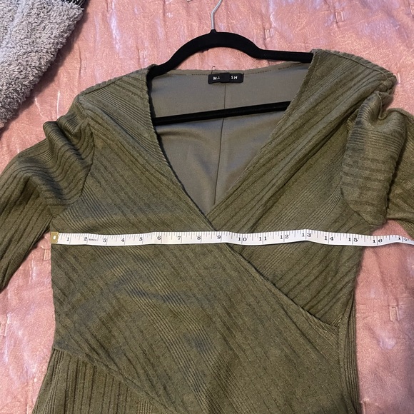 Green, sweater dress. Size L - Picture 3 of 5